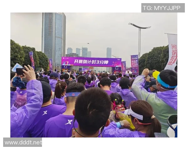 南京飞盘队在城市马拉松积分榜中以63分稳居第一名引发热议