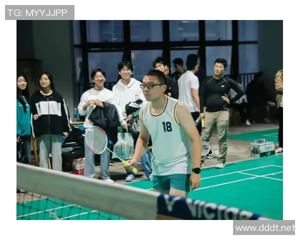 深圳羽毛球队荣登全国羽毛球意识排行榜第三名引发热议 深圳羽毛球队荣登全国羽毛球意识排行榜第三名引发热议